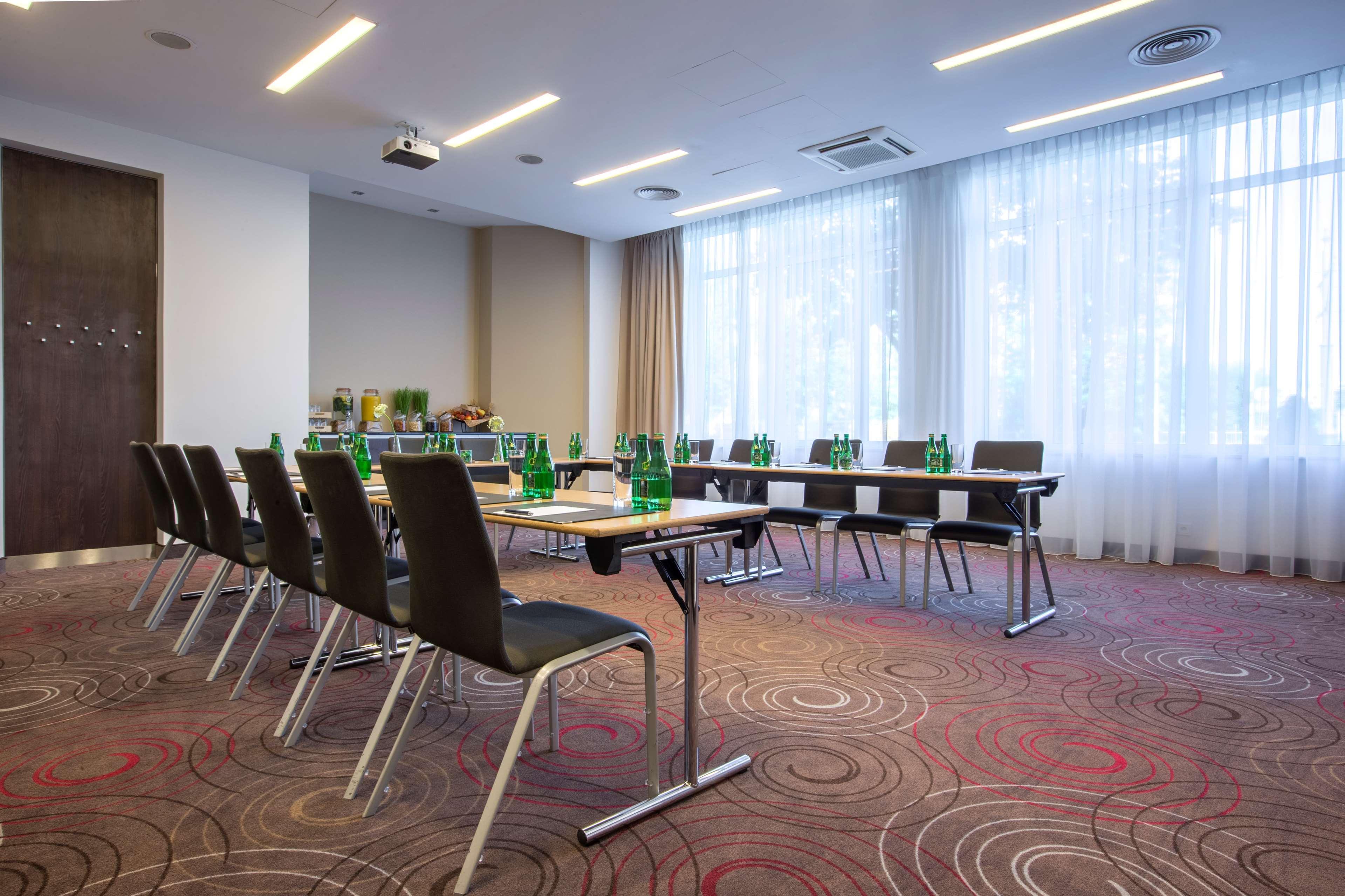 Radisson Blu Sobieski Hotel Warschau Buitenkant foto Meeting room